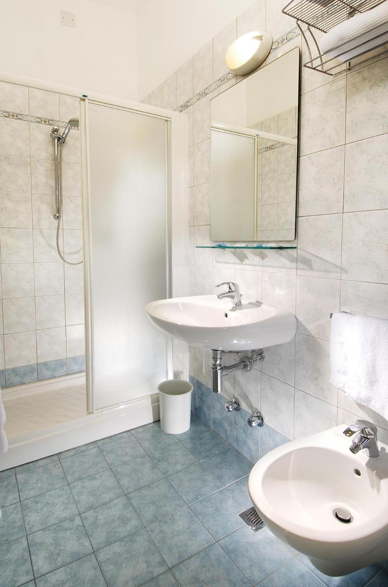 Hotel Trieste Cervia Buitenkant foto