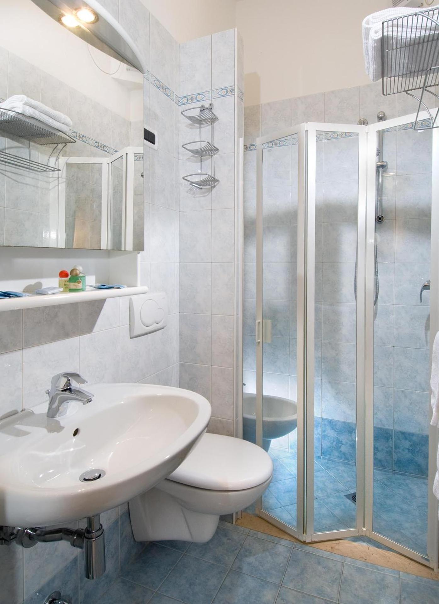 Hotel Trieste Cervia Buitenkant foto